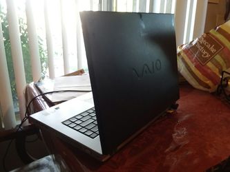 Laptop sony, window 7 new