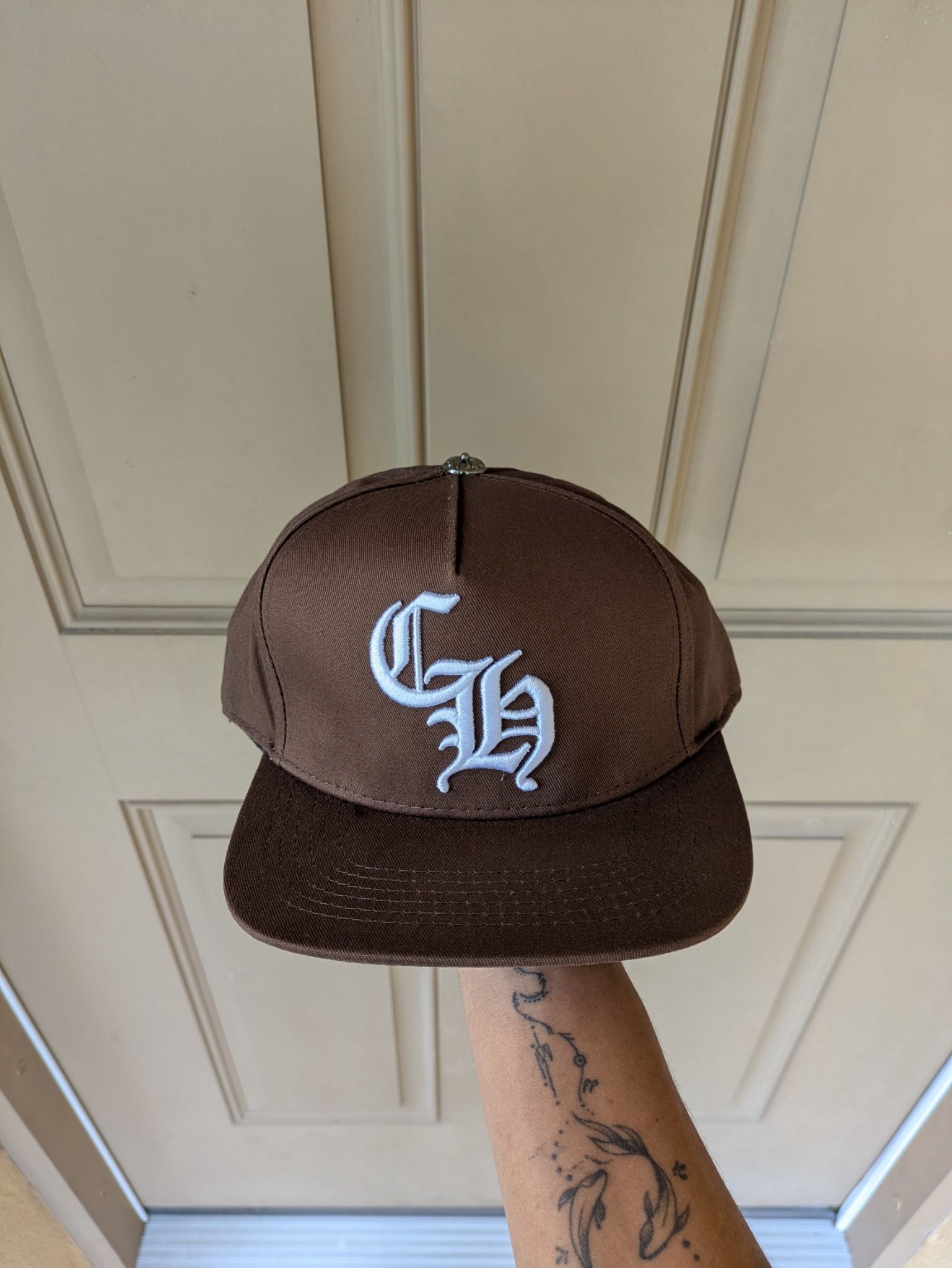 New chrome hearts  hat, comes with tag and dust bag