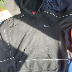 Supreme Hoodie
