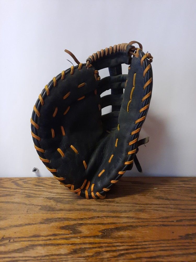 FIRST BASE 1ST GLOVE

, 12"