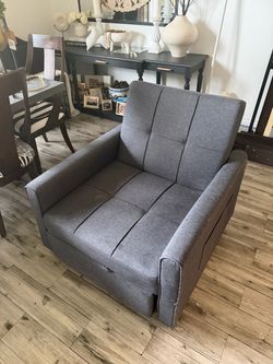 Recliner like new