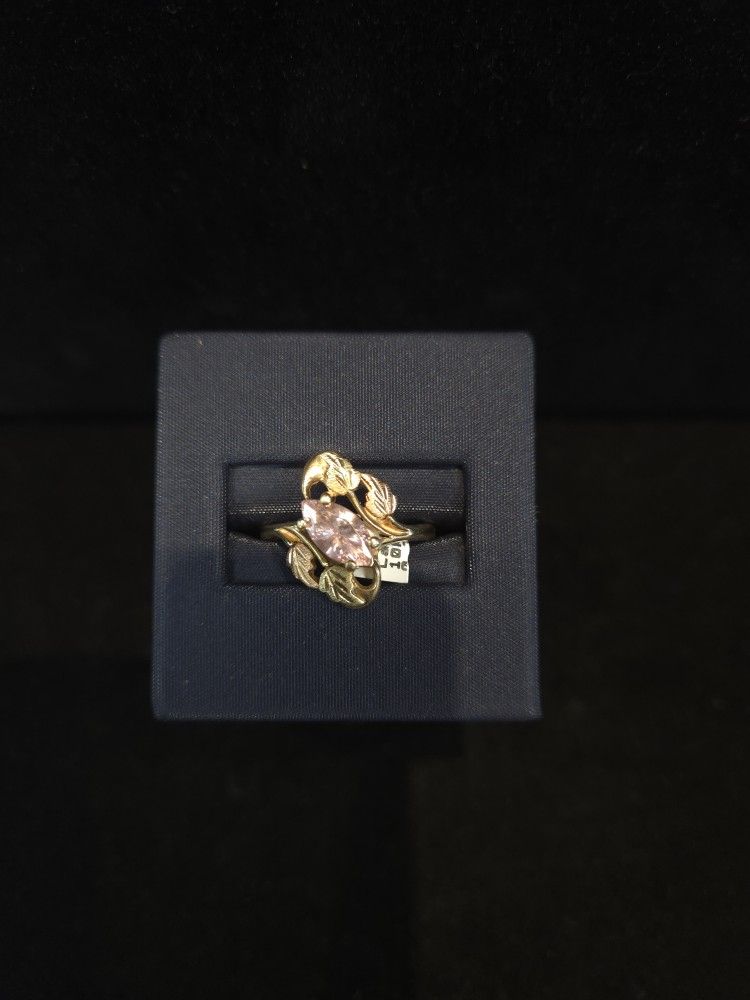 10k Gold Lady's Ring
