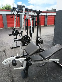 Gold's Gym Smith Machine Home Gym System with Bench and Weights. Zip33130. Delivery for extra