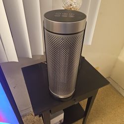 HEATER MADE BY DREO BRAND NEW. WORKS GREAT