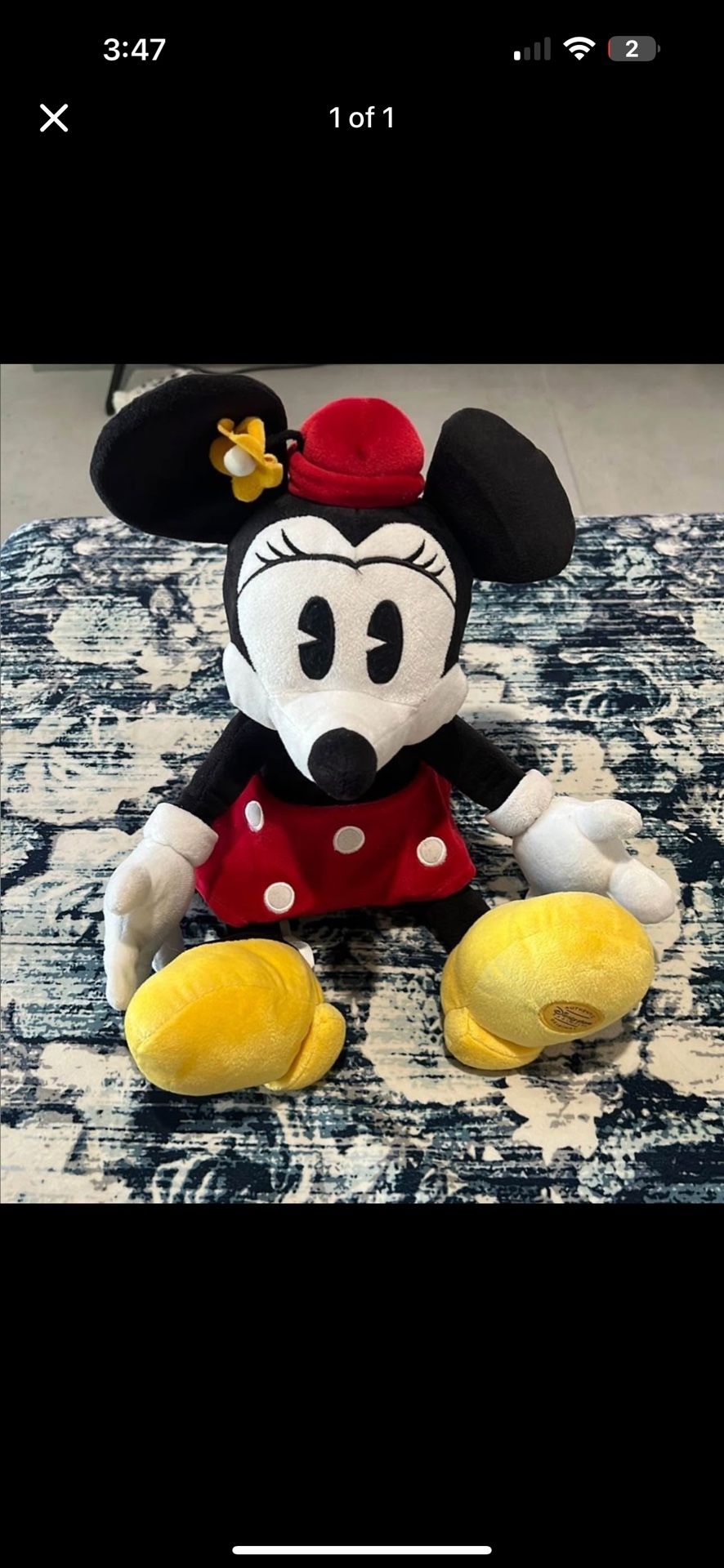Vintage Minnie Mouse Disney store exclusive