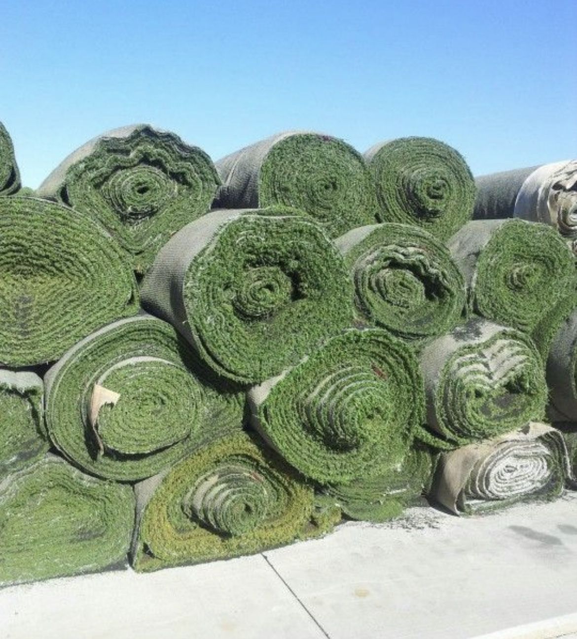 RECYCLED ♻️ Used Turf Rolls! Pet Friendly 🐶 in MELVIN, IL