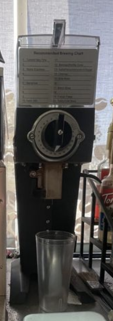 Mahlkönig Guatemala 710 Commercial Coffee Grinder – Working