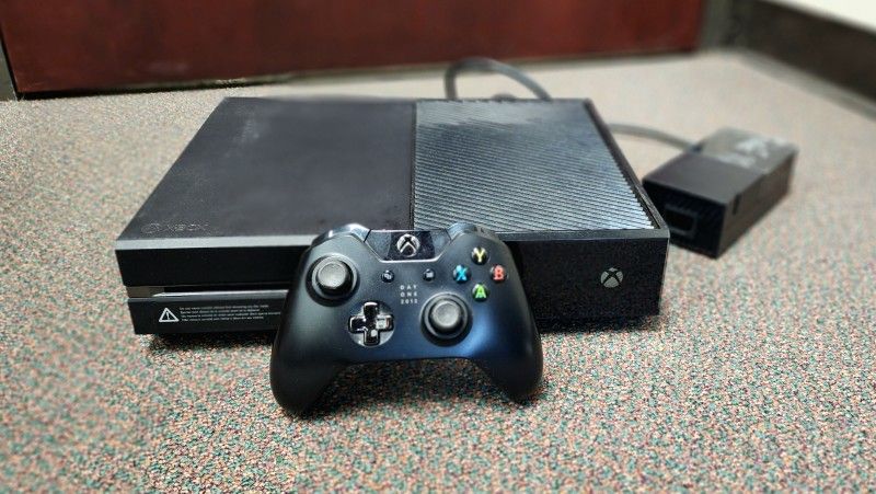 Xbox One "Day One" Console