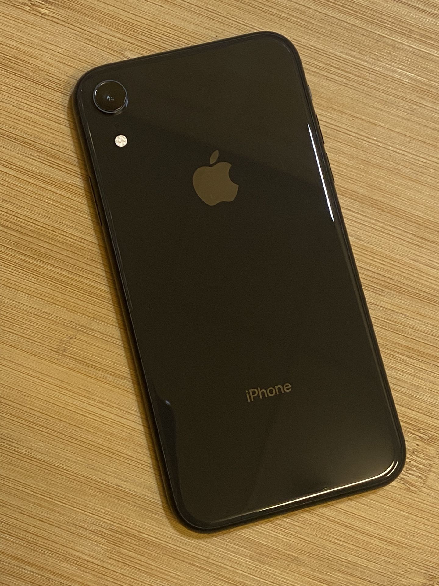 iPhone XR Fully Unlocked 
