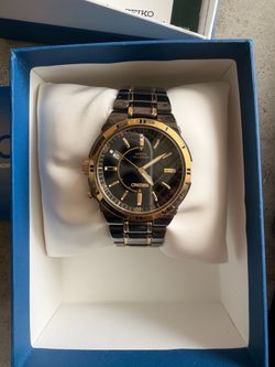 Brand new Mens Seiko Two-Tone Men’s Watch – Box & Papers