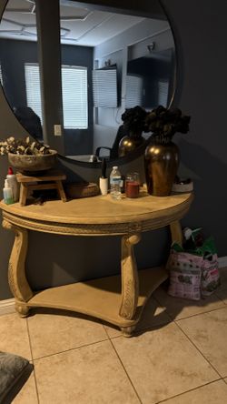 Entry Way Table 