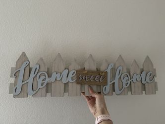 Cute “home Sweet Home” Sign 
