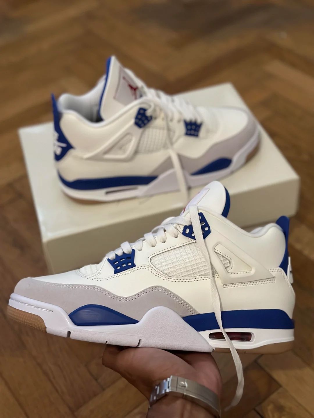 Brand New Jordan 4 SB Blue Size 11.5