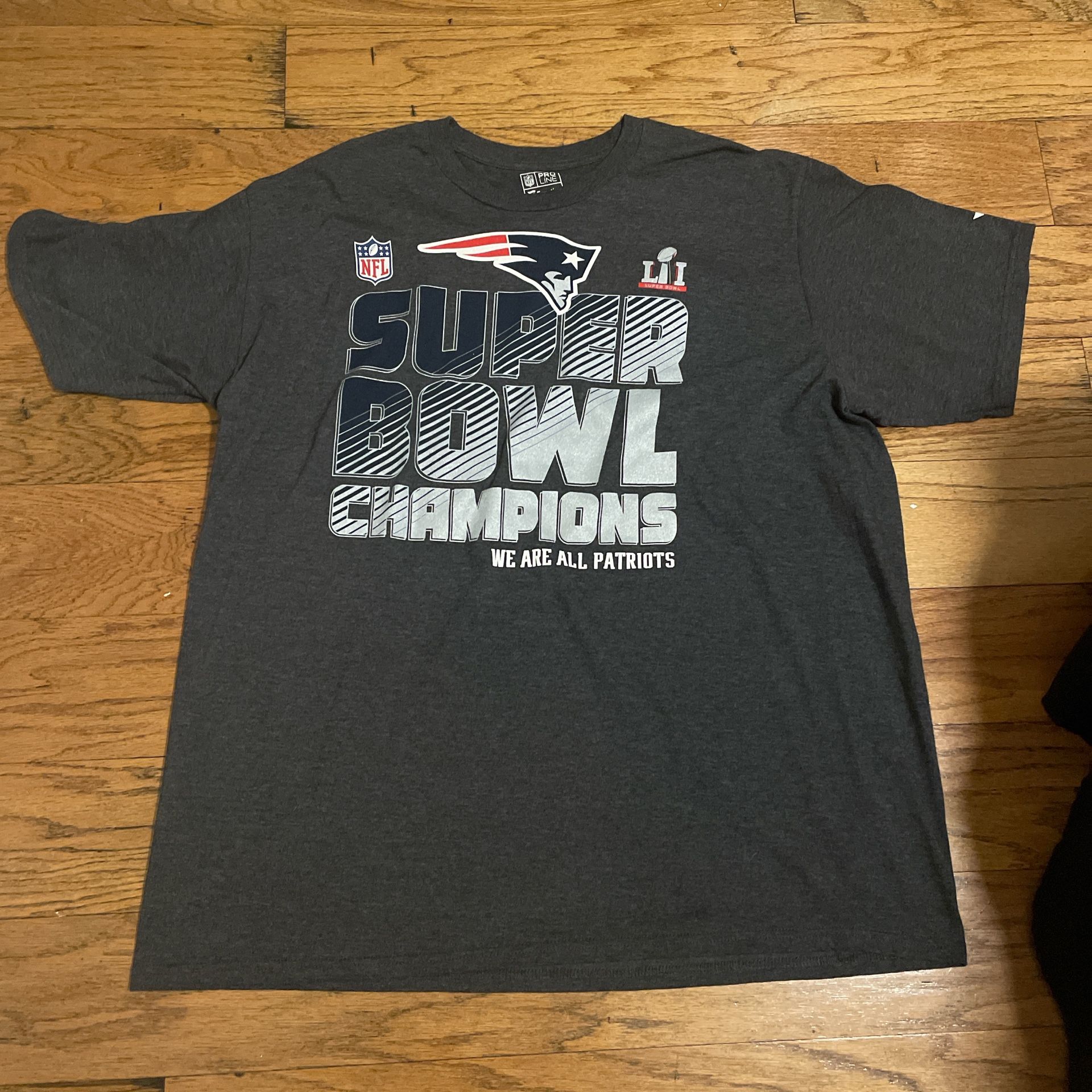 2016 NFL Super Bowl LI Champions New England Patriots Shirt!