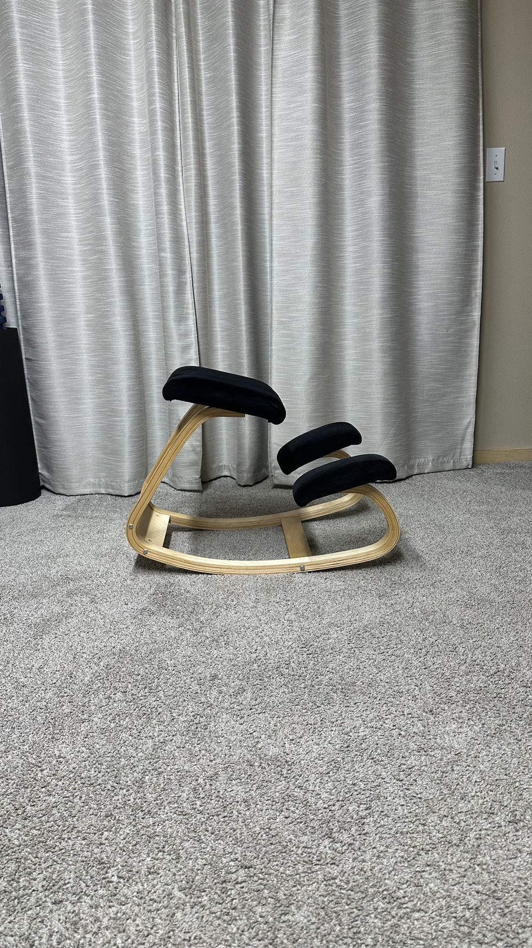 Comfortable Knee Chair