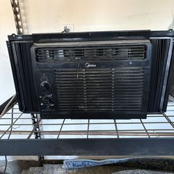 Midea Window Air Conditioner – Works Great