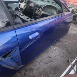 Mustang 99 To 04 Pass Side Power Door 