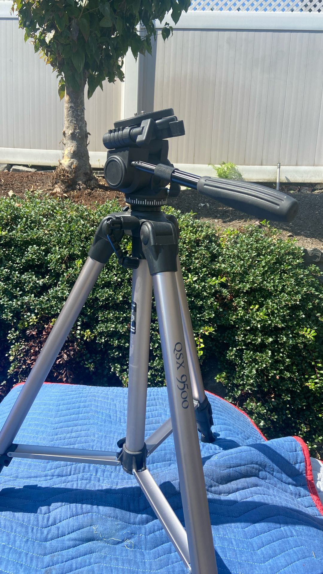 Tripod