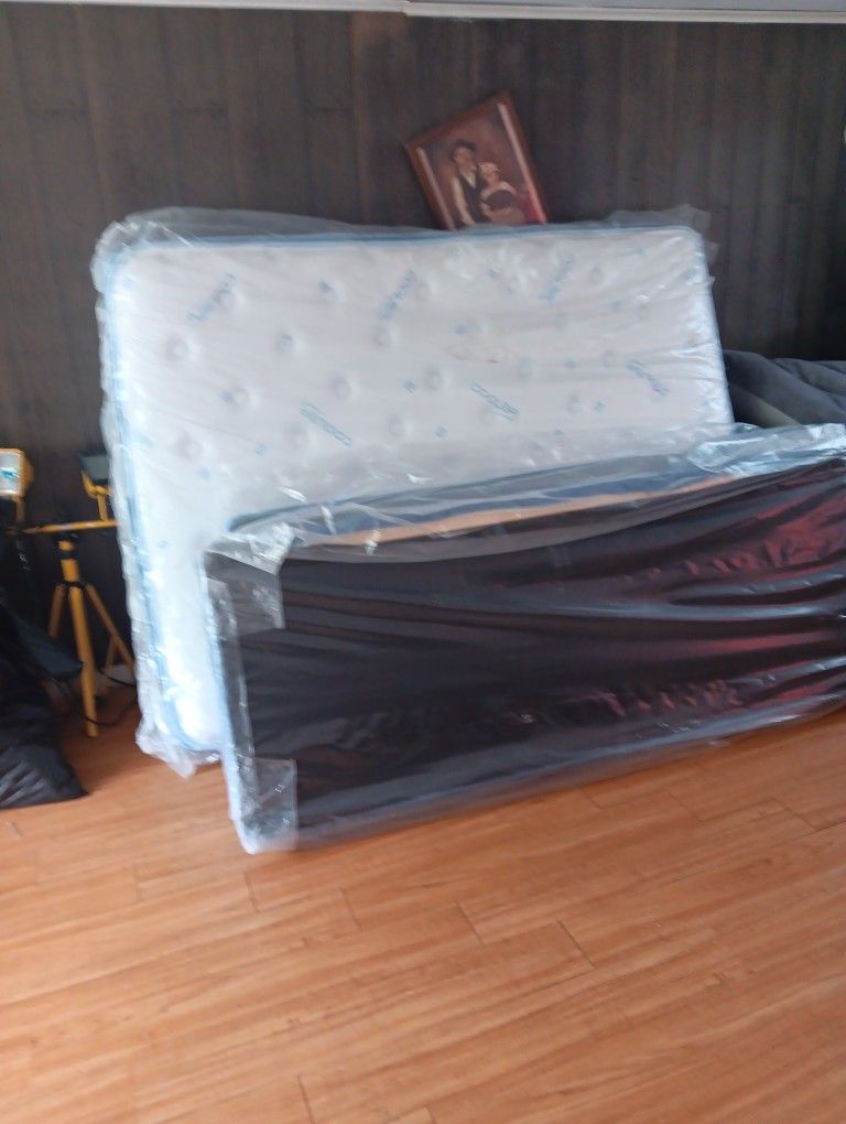 Bedroom Set