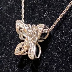 10K White Gold Filigree Butterfly Diamond Midsize Pendant Necklace 10K Chain