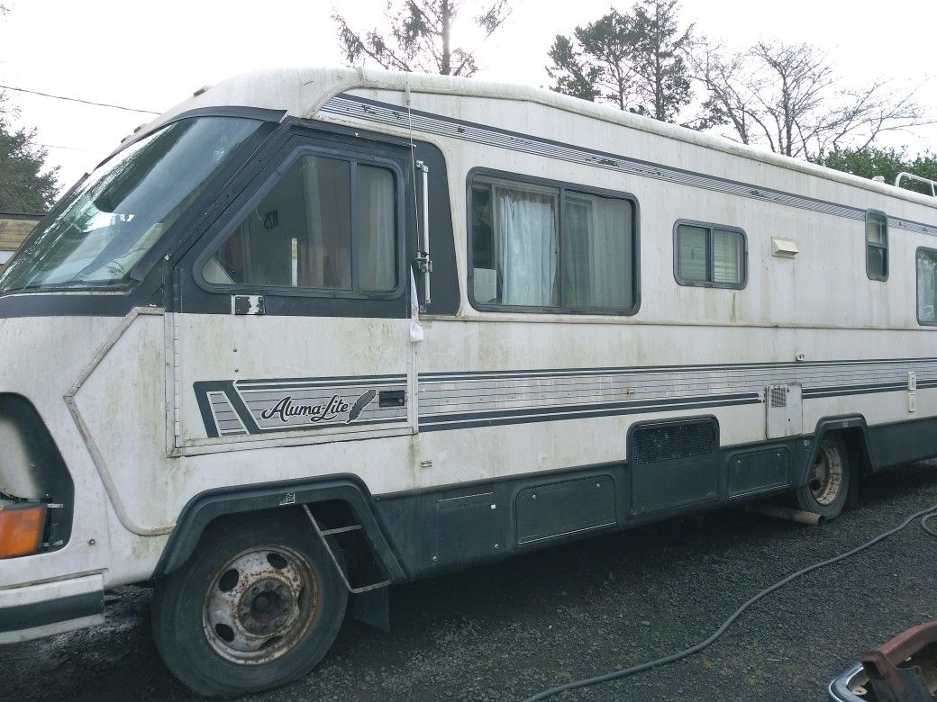 Holiday Rambler Aluma Lite motorhome for Sale in Grayland, WA OfferUp