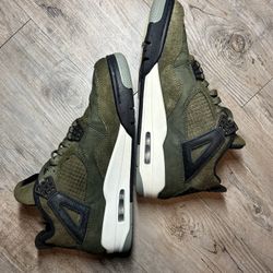 Air Jordan 4 retro se craft olive Men size 8.5