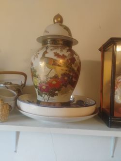 Japan vintage jinger jar