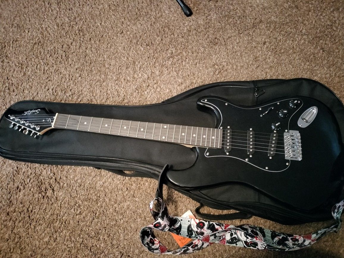 Sawtooth Electric Guitar With Fender Mustang LT25 Amp