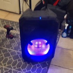ION (TOTAL PA MAX )PARTY SPEAKER $130