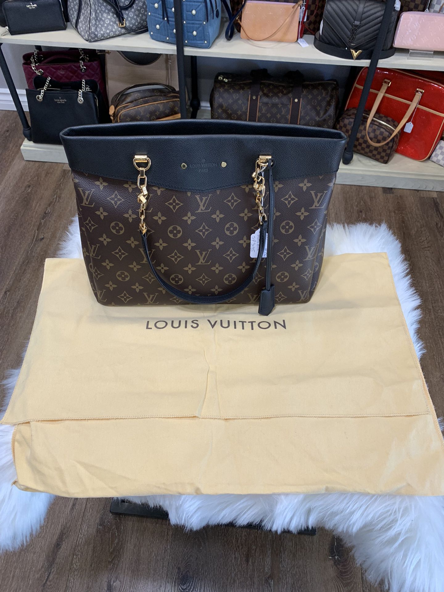Louis Vuitton Petite Malle Bags for Sale in Los Angeles, CA - OfferUp