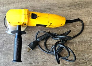 DeWalt Angle Grinder - 4 1/2in, 5Amp, 10,000RPM - North Glendale