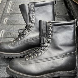 Vintage Military Issue Danner Mountain Hiker Boot, Men’s 8.5, NOS