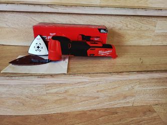 Milwaukee M12 FUEL 12V Lithium-Ion Cordless Oscillating Multi-Tool (Tool-Only)