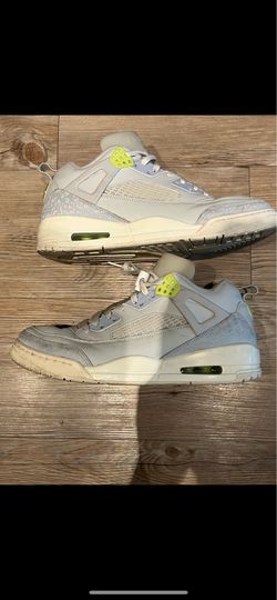 Size 9.5 Jordan’s for $10