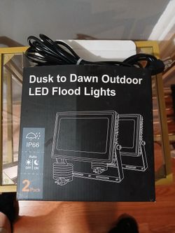 Dusk to Dawn Outdoor LED Flood Lights 2-Pack