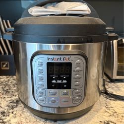 Instant Pot Duo 7-in-1 Electric Pressure Cooker