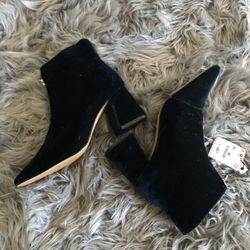 Zara Ankle boots
