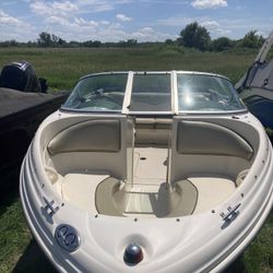 2004 Sea Ray 180 BR Sport