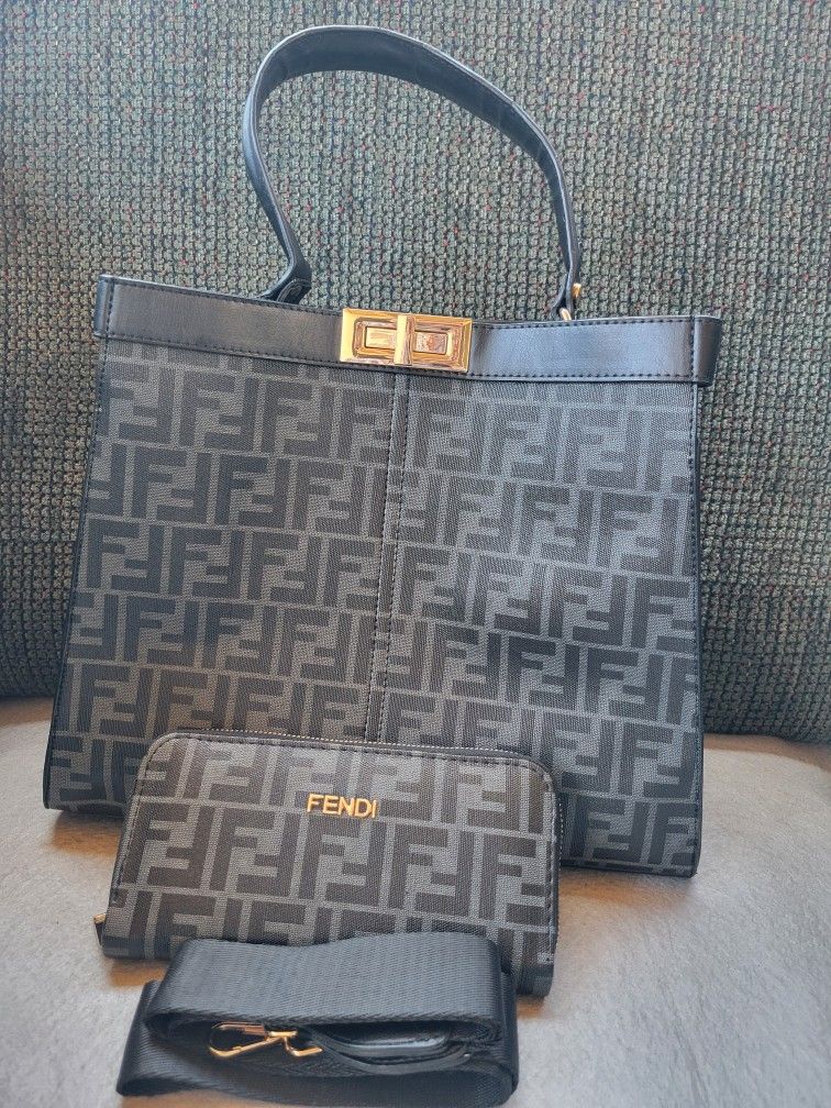 Tote Bag With Wallet.