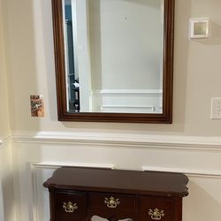 Foyer/Hall Table and Mirror