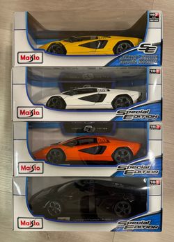Maisto Lamborghini Countach LPI 800-4 1:18 scale