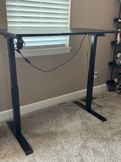 Lift desk