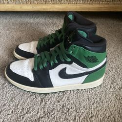 2009 Nike Air Jordan’s 1 Retro Hi Boston Celtics Green And White Sneakers Size 8