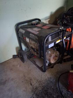 Champion 4375W Portable Gas Generator