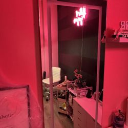 LED VANITY MIRROR
