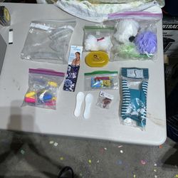 Lot of Bathroom and Medicine Cabinet Items 