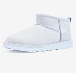 Kids UGG mini boot
