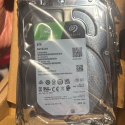 Seagate BarraCuda 8 TB Internal Hard Drive HDD – 3.5 Inch SATA 6 Gb/s, 5,400 RPM, 256 MB Cache for Computer Desktop PC (ST8000DMZ04/004)