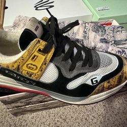 Gucci Ultra Pace Size 9.5   42 Eu