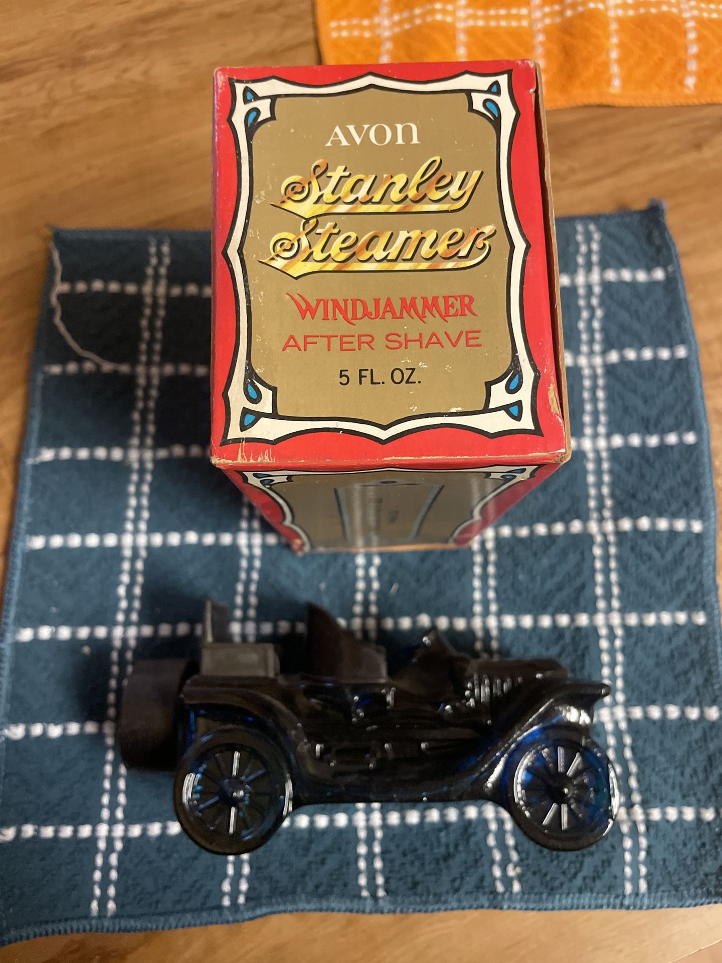 Avon Vintage “Stanley Steamer” in original box Tai winds full 
